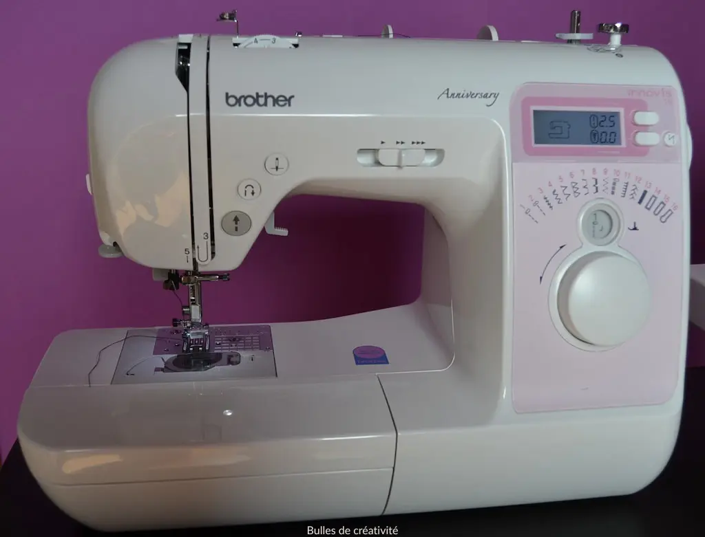 machine à coudre domestique